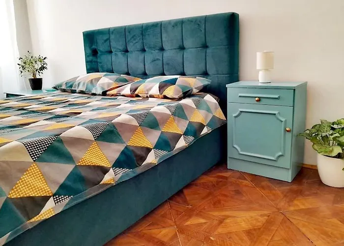 Spacious Mauro & Pia In Center Of Apartment *