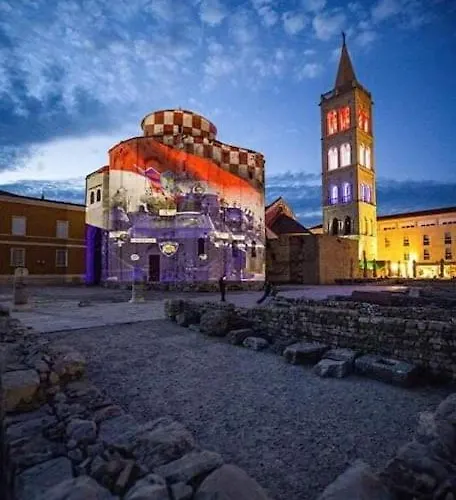 Spacious Mauro & Pia In Center Of * Zadar