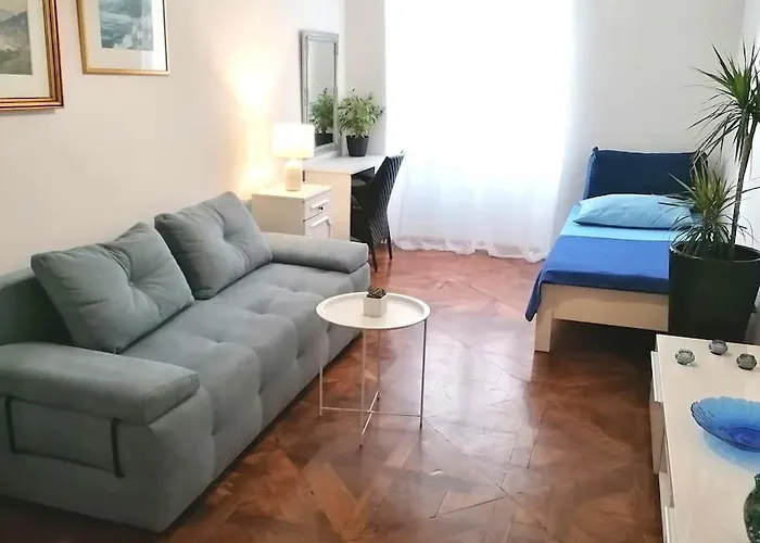 شقة Spacious Mauro & Pia In Center Of